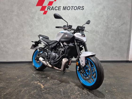 YAMAHA MT-07 CONNECTED ABS 